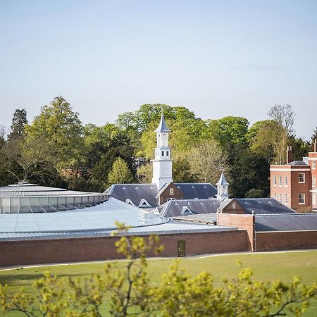 Hinxton Hall Hotel And Conference Centre Buitenkant foto