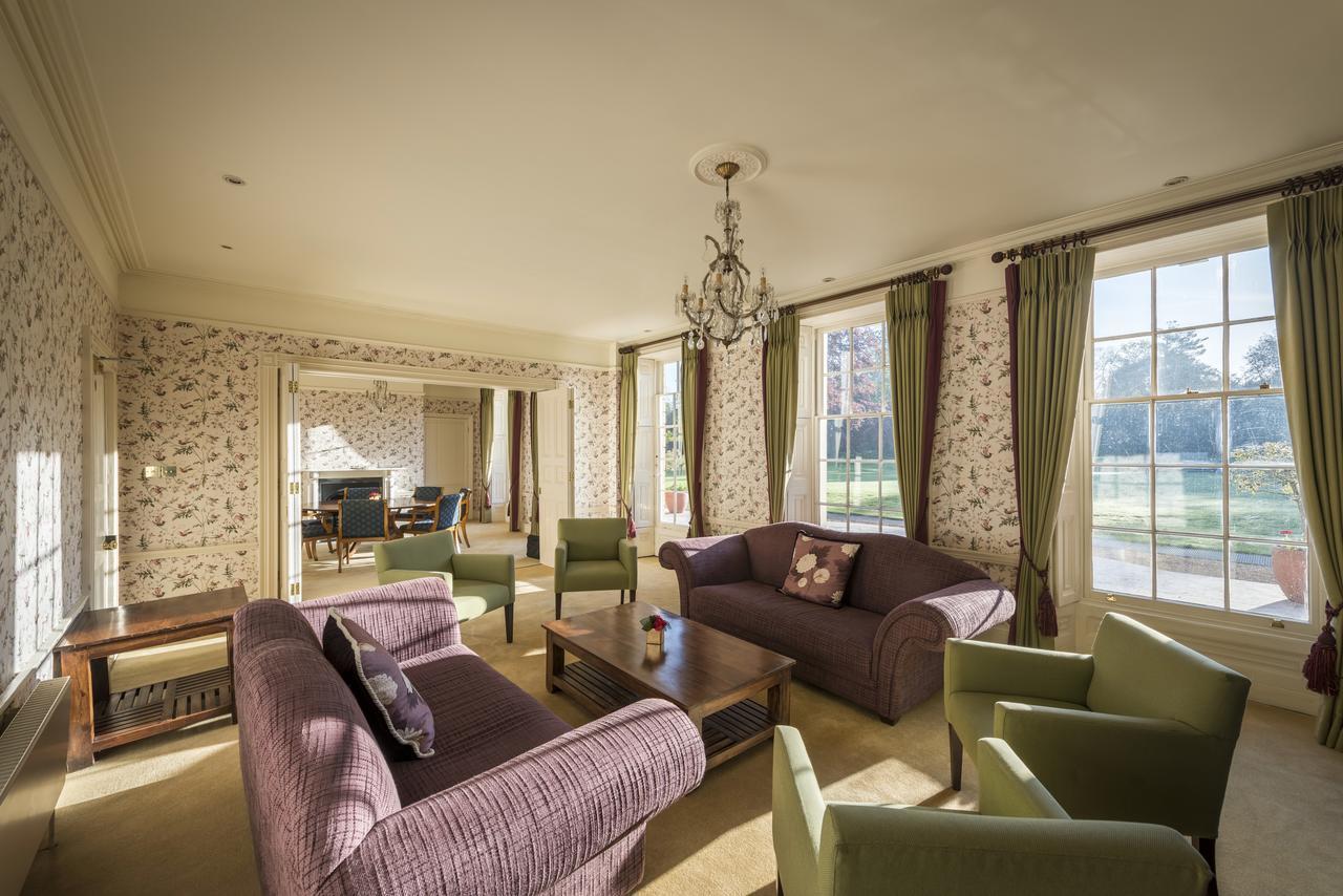 Hinxton Hall Hotel And Conference Centre Buitenkant foto